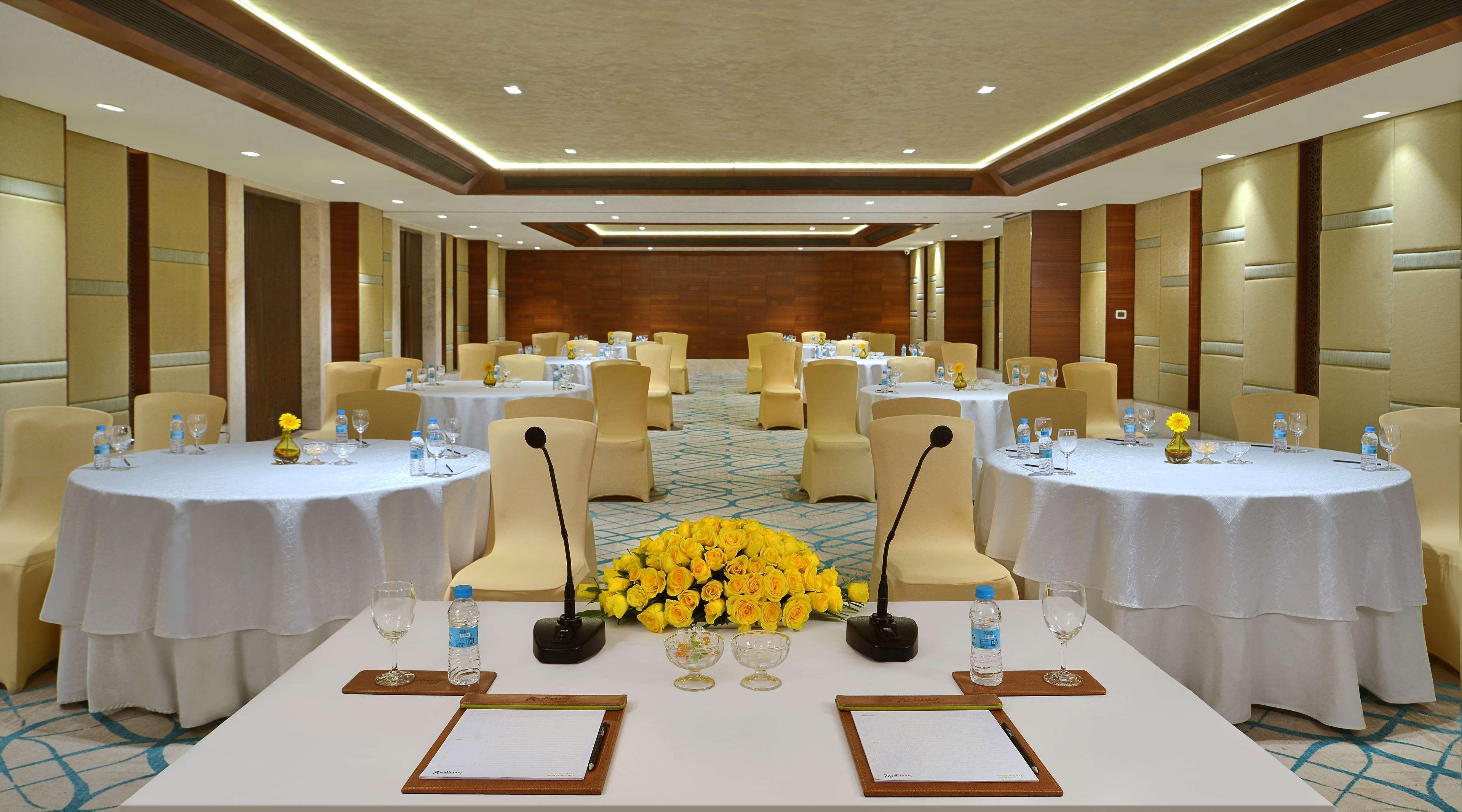 Radisson Gwalior Ξενοδοχείο Εξωτερικό φωτογραφία