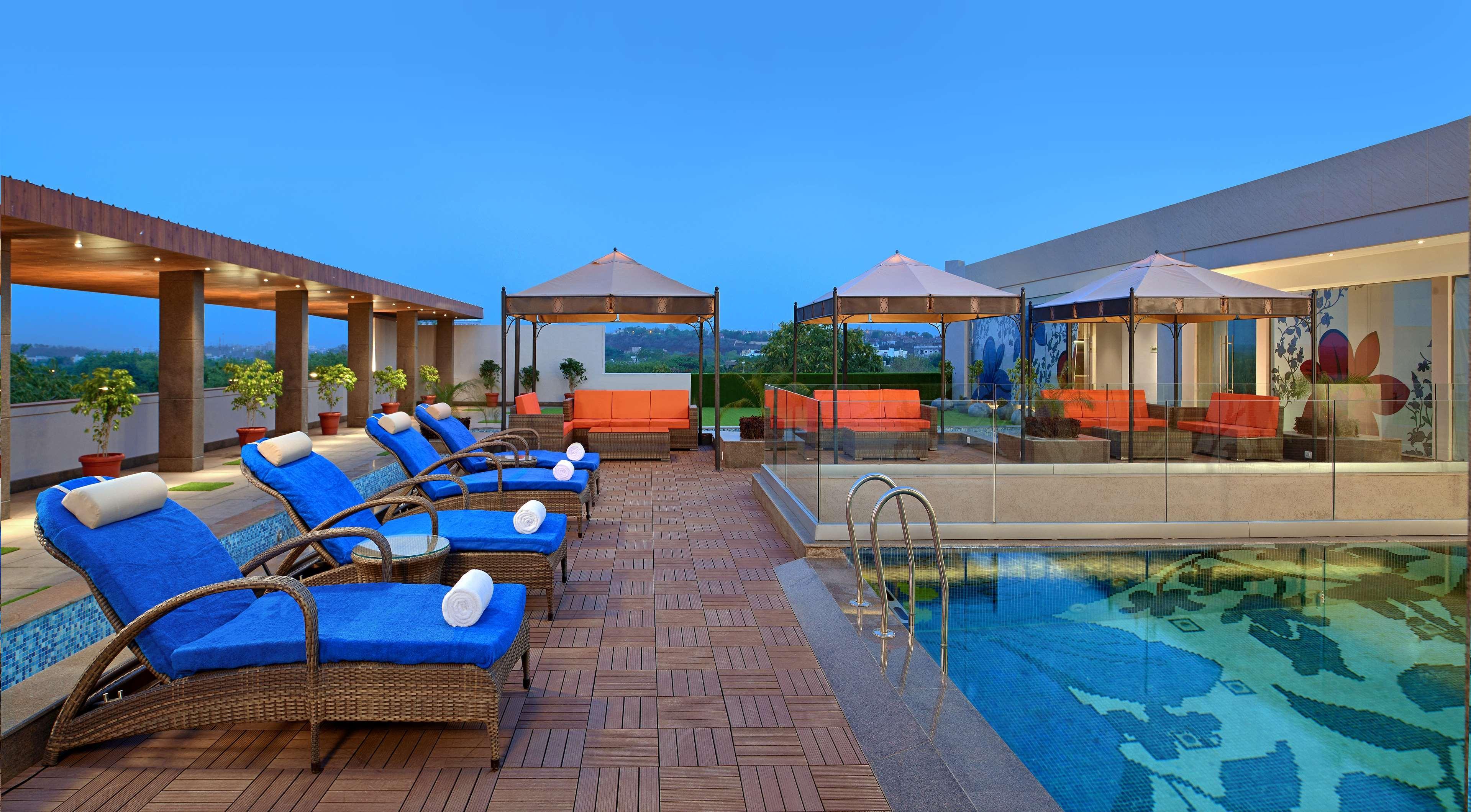 Radisson Gwalior Ξενοδοχείο Εξωτερικό φωτογραφία