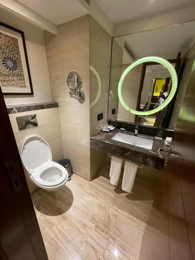 Radisson Gwalior Ξενοδοχείο Εξωτερικό φωτογραφία